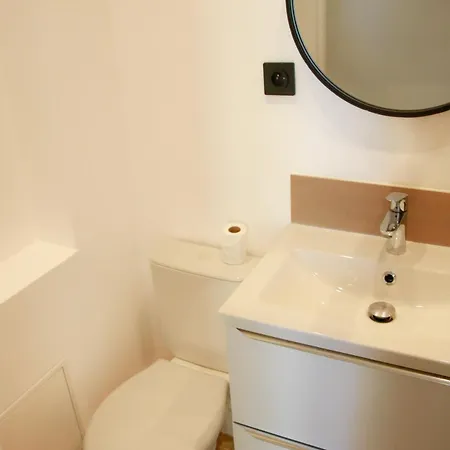 1 Dans La Vieille Apartment *